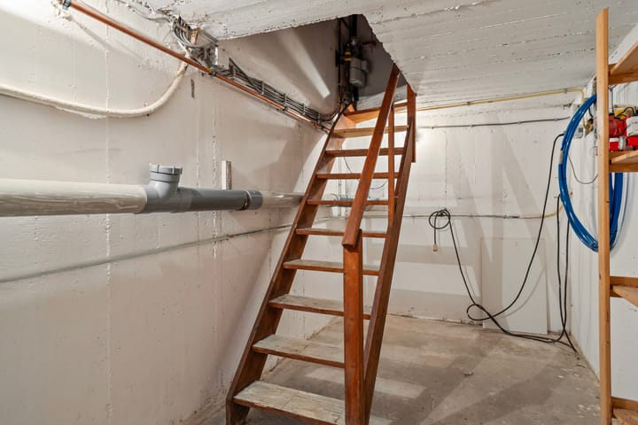 Foto 36 van Schout Kellenerstraat 137