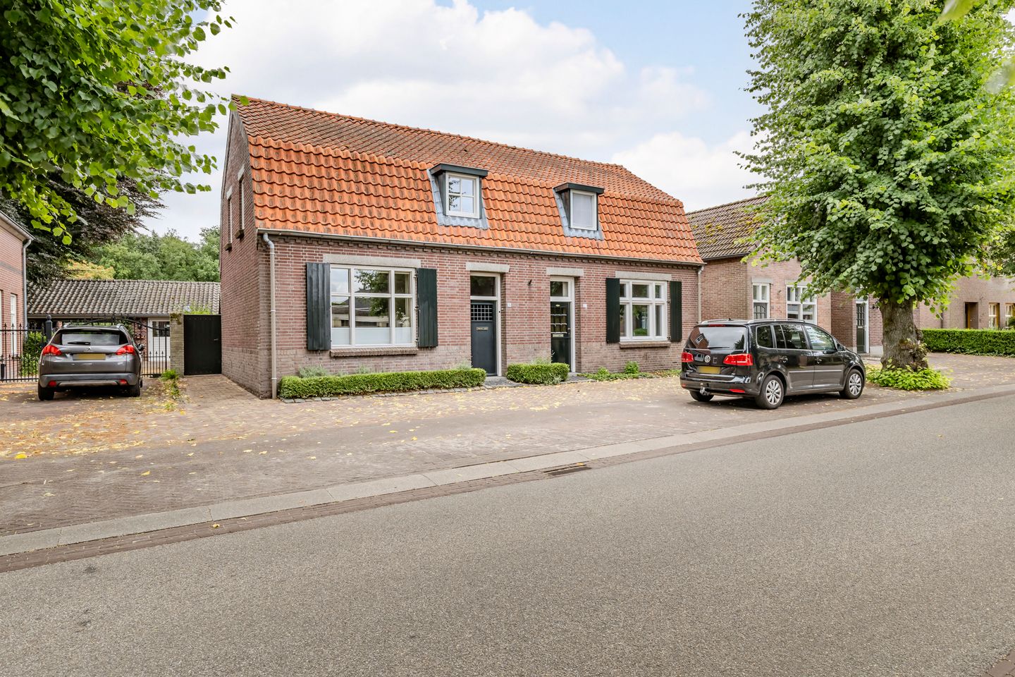 Foto 1 van Pastoor Castelijnsstraat 25