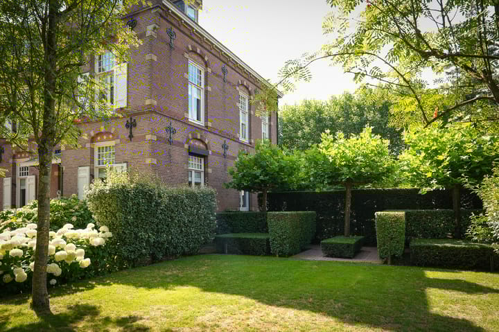 Photo 47 of Burgemeester Meslaan 1