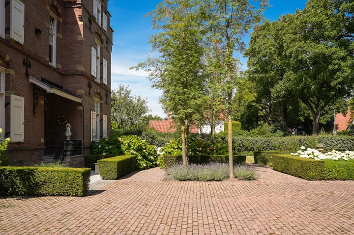 Photo 50 of Burgemeester Meslaan 1