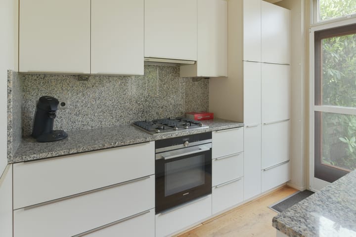 Foto 9 van A.M. de Jonglaan 4