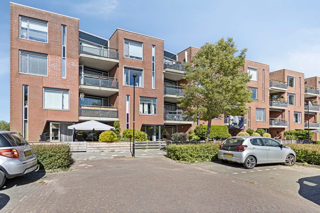 Photo 1 of Tjaarlingermeer 118