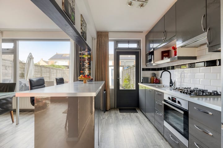 Foto 8 van Egbert Kortenaerstraat 23