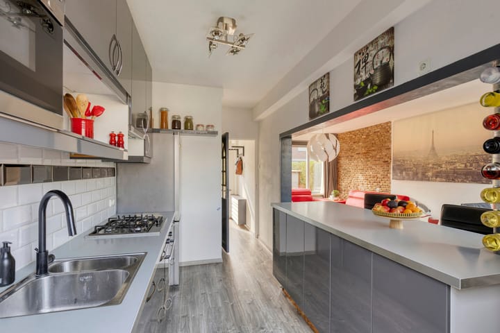 Foto 12 van Egbert Kortenaerstraat 23