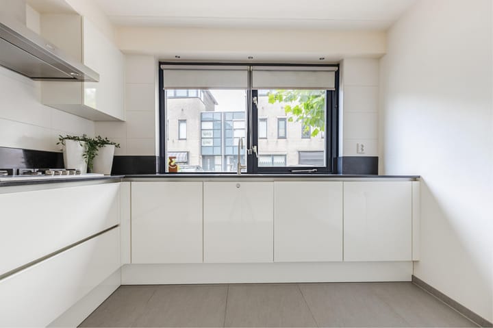 Foto 16 van De Binnenhof 3