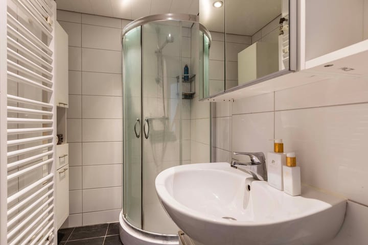 Foto 24 van De Visserstraat 4