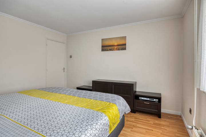 Photo 18 of Gouverneur Houbenstraat 26