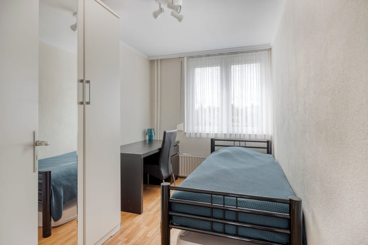 Photo 20 of Gouverneur Houbenstraat 26