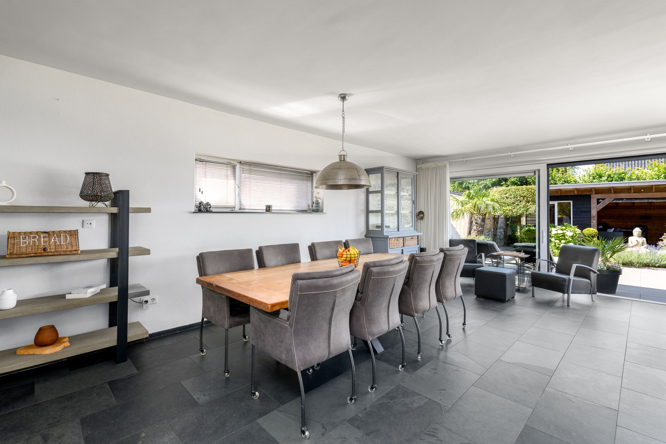 Foto 6 van Nienke van Hichtumweg 32