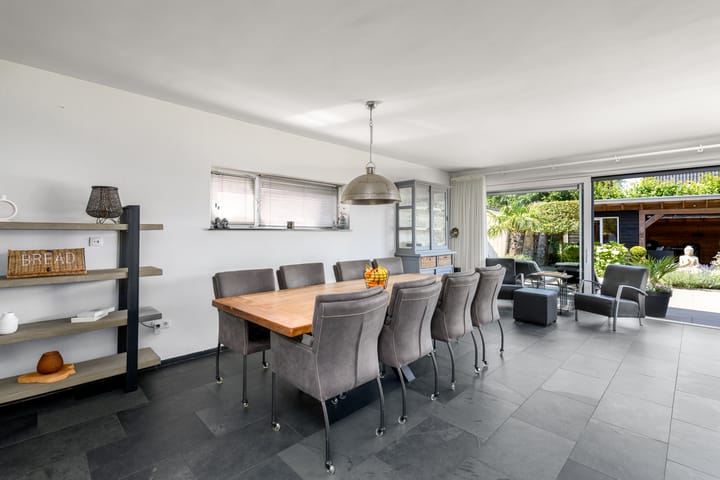 Foto 6 van Nienke van Hichtumweg 32