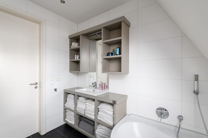 Foto 17 van Nienke van Hichtumweg 32