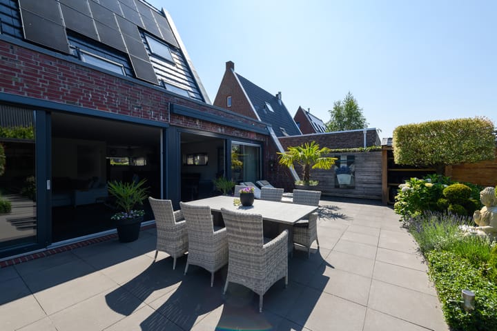 Foto 31 van Nienke van Hichtumweg 32