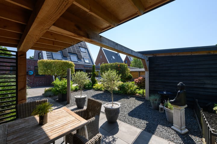 Foto 36 van Nienke van Hichtumweg 32