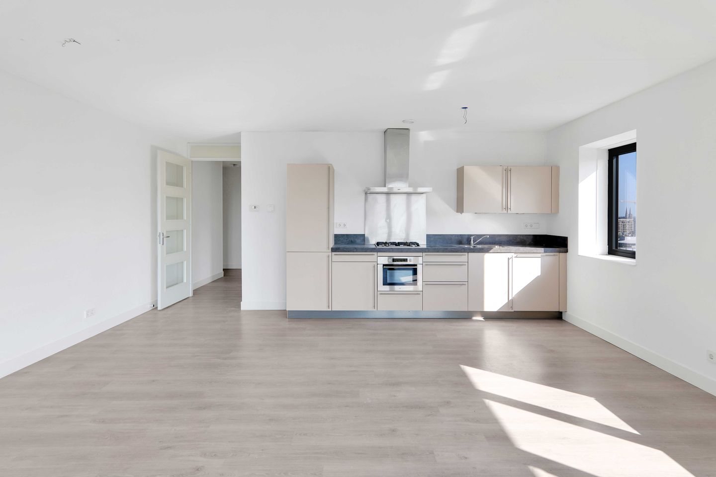 Foto 5 van Martinus Nijhofflaan 238