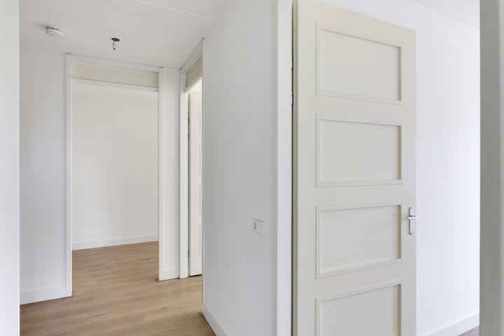 Foto 7 van Martinus Nijhofflaan 238