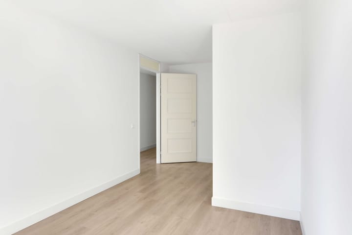 Foto 10 van Martinus Nijhofflaan 238