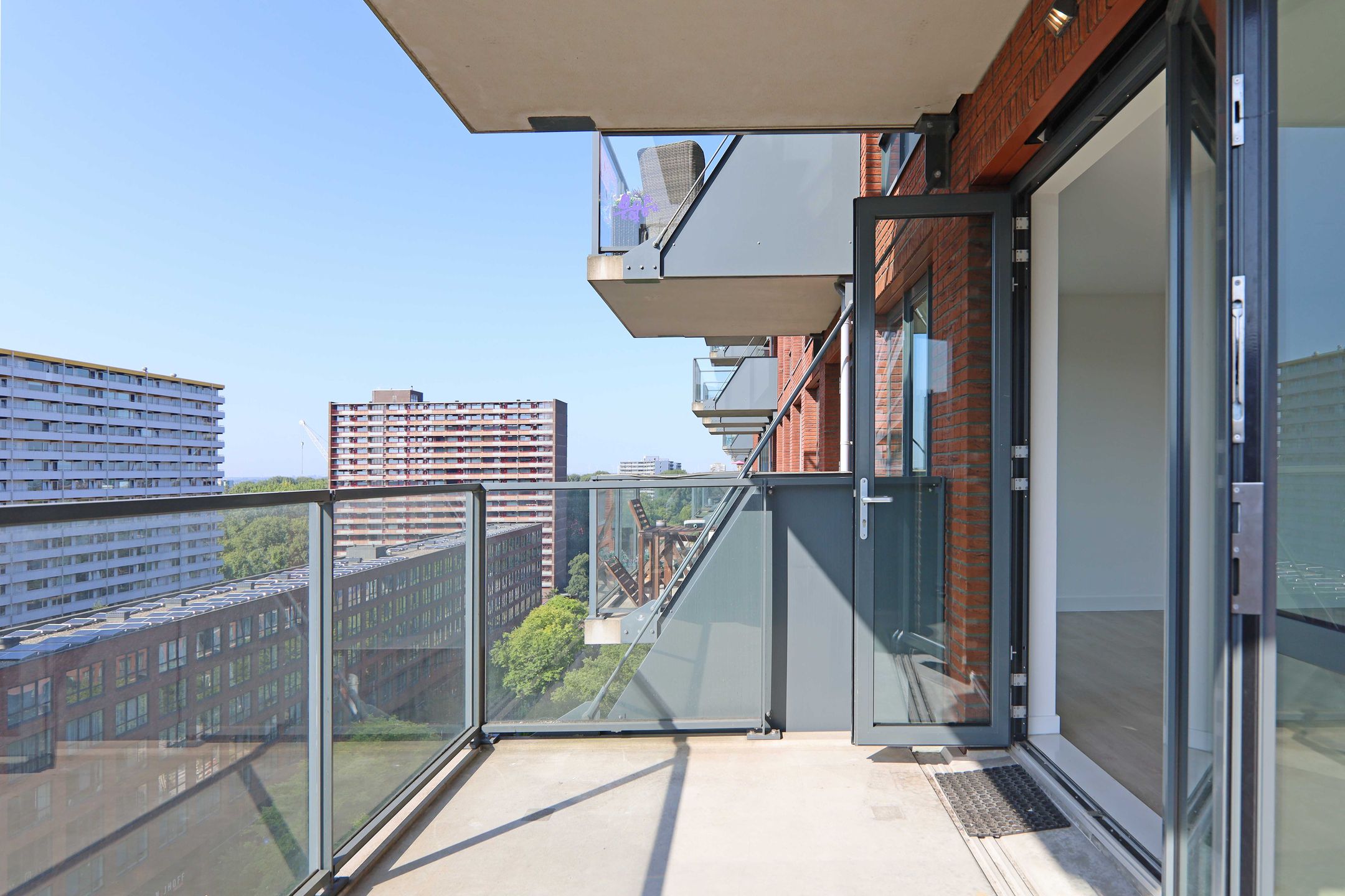 Foto 21 van Martinus Nijhofflaan 238