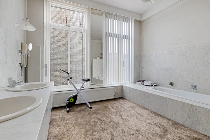 Photo 33 of Emmakade 5