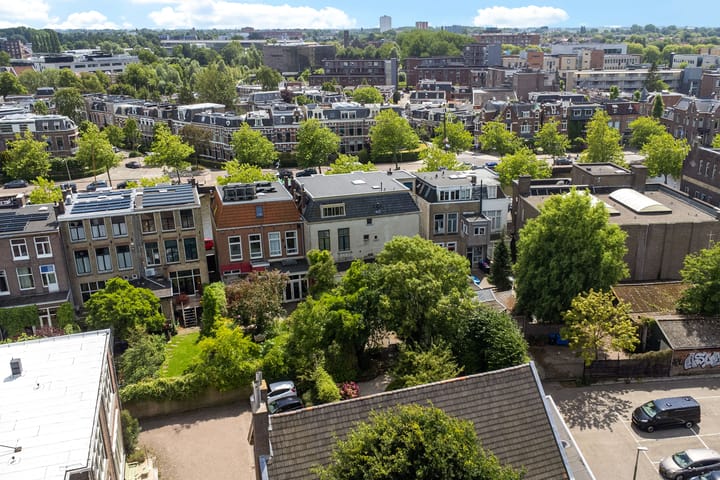 Photo 75 of Emmakade 5