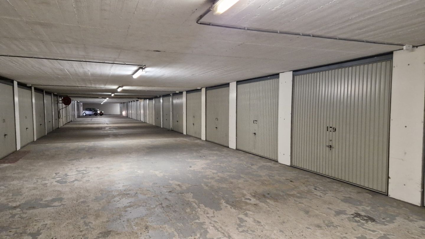 Photo 5 of Bm. van Fenemaplein 179