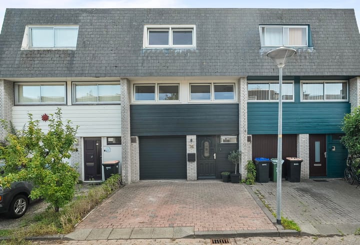 Foto 1 van Meester J. Henderikxstraat 74