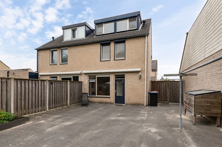 Foto 18 van Zonnebloempad 38