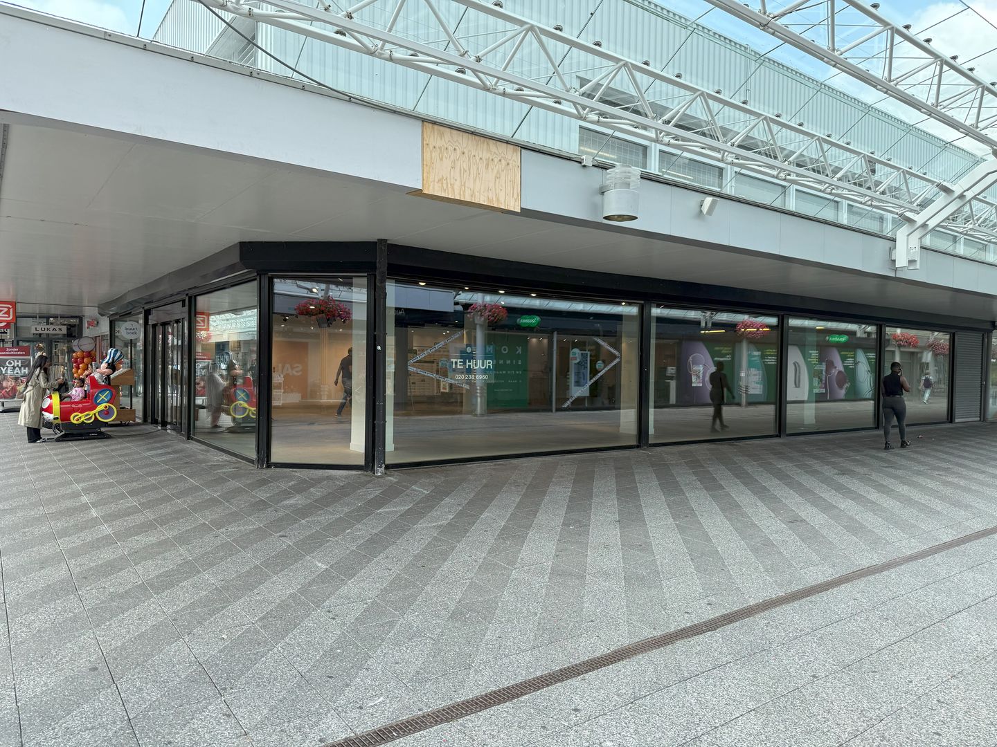 View photo 1 of Buikslotermeerplein 215