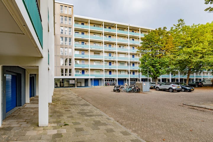 Photo 1 of Sinnigvelderstraat 423