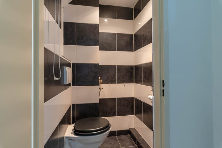 Photo 9 of Sinnigvelderstraat 423