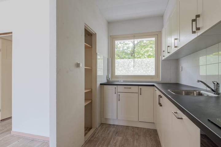 Photo 14 of Sinnigvelderstraat 423