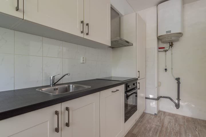 Photo 15 of Sinnigvelderstraat 423