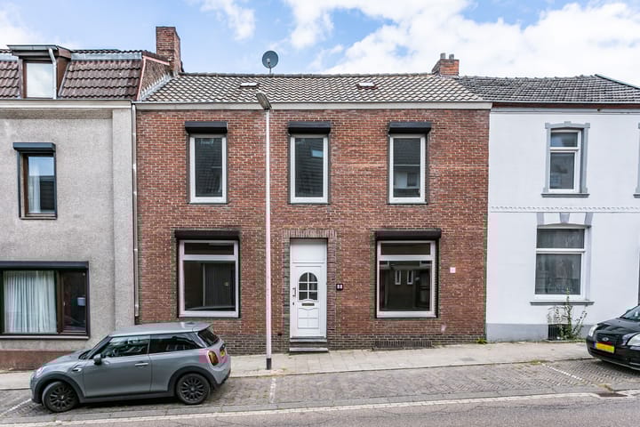 Foto 1 van Lokerstraat 15