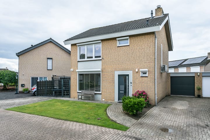 Foto 1 van Bijvoet 9