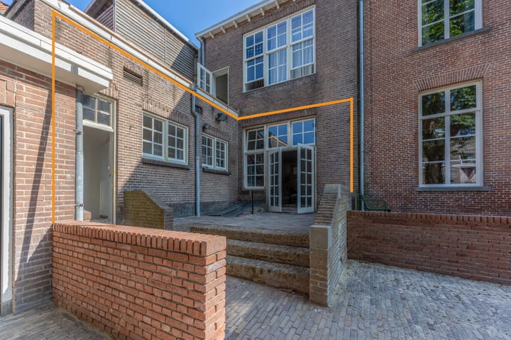 Photo 27 of Gasthuisstraat 1