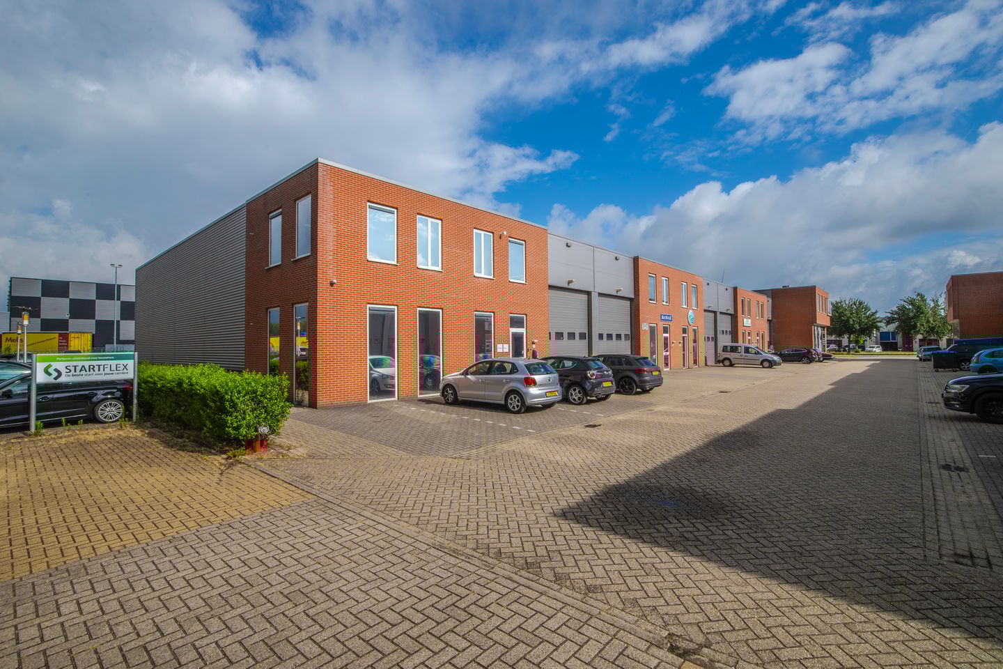 Bekijk foto 1 van Impact 71-h