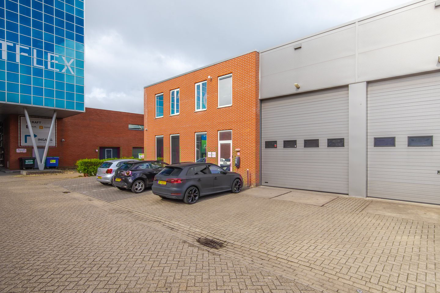 Bekijk foto 2 van Impact 71-h