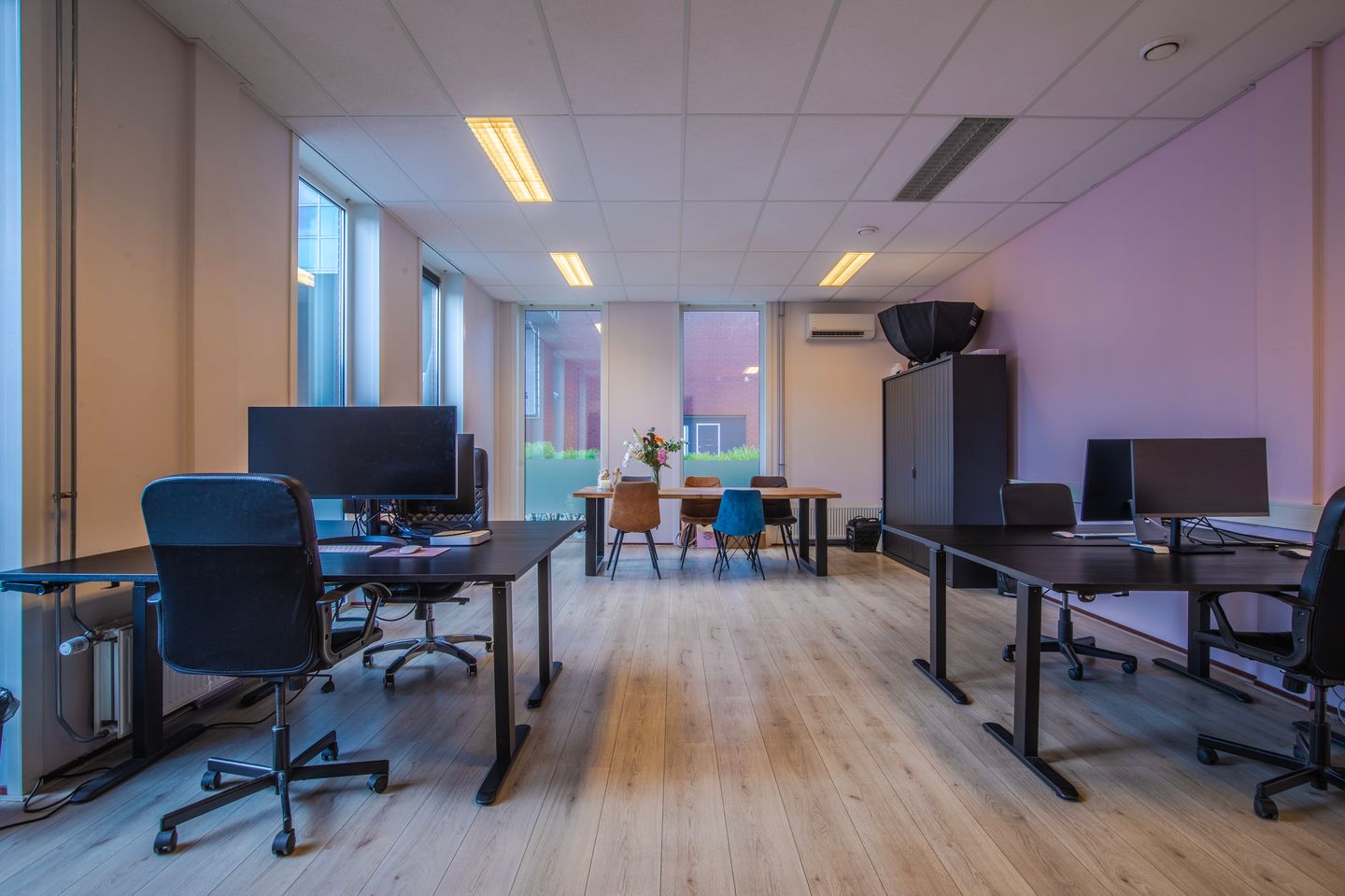 Bekijk foto 3 van Impact 71-h