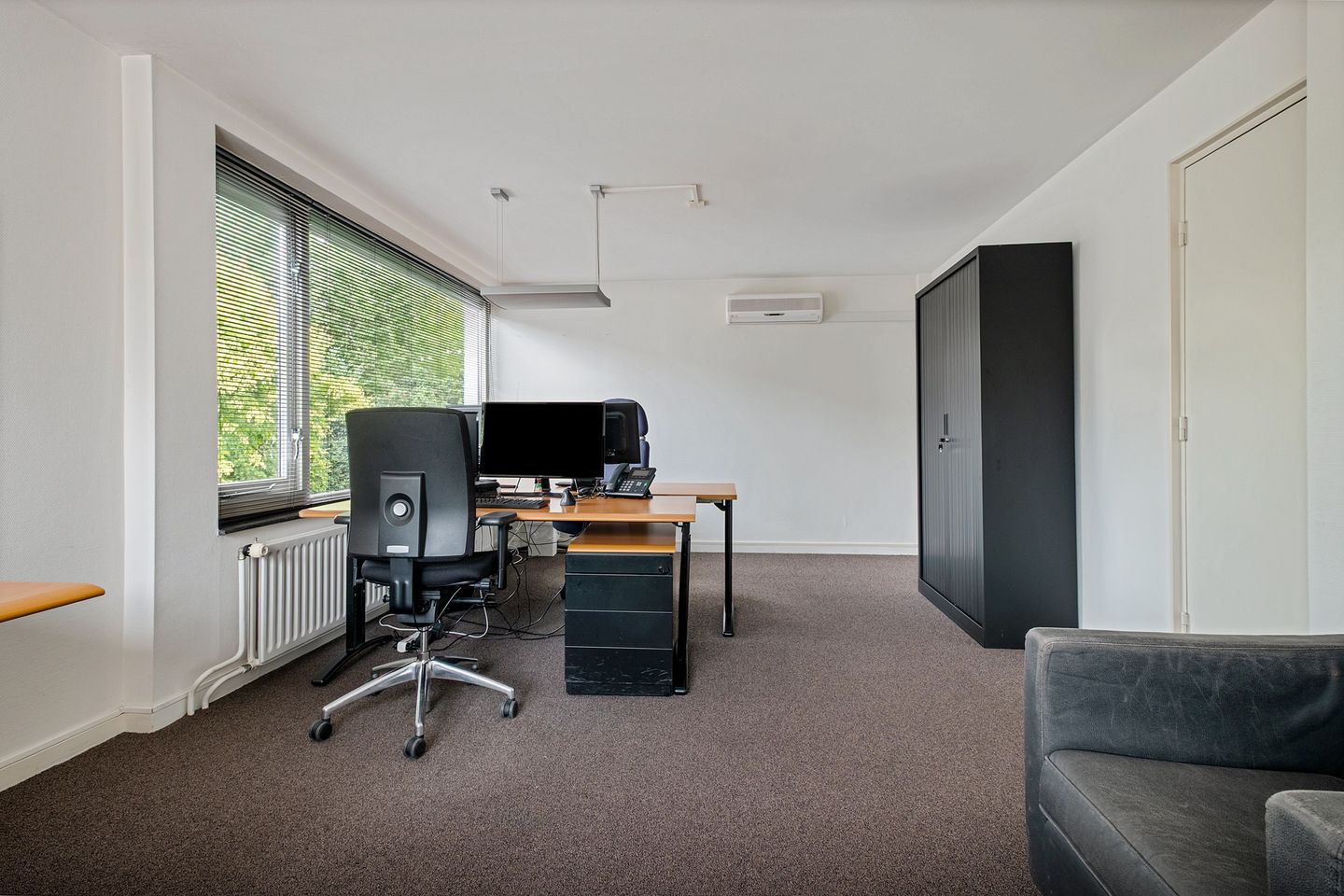 Photo 49 of Wolter ten Catestraat 56