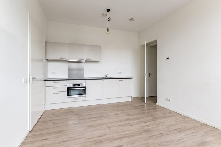 Foto 2 van Mendelssohnlaan 3-H