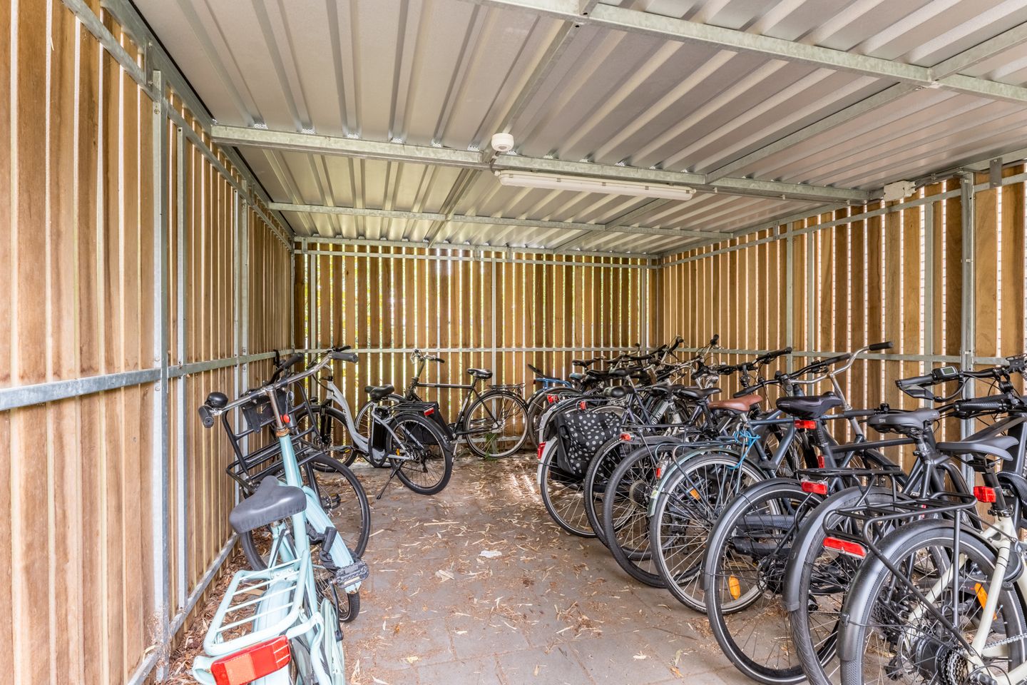 Foto 10 van Mendelssohnlaan 3-H