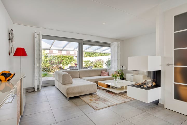 Photo 2 of Teunisbloem 6