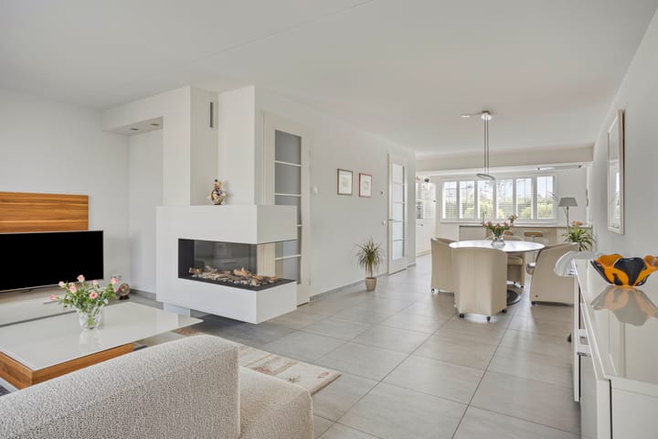 Photo 9 of Teunisbloem 6