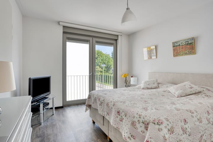 Photo 19 of Teunisbloem 6