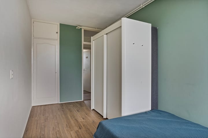 Photo 22 of Troelstrastraat 46