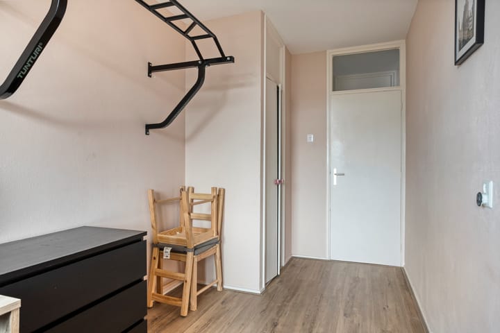 Photo 24 of Troelstrastraat 46