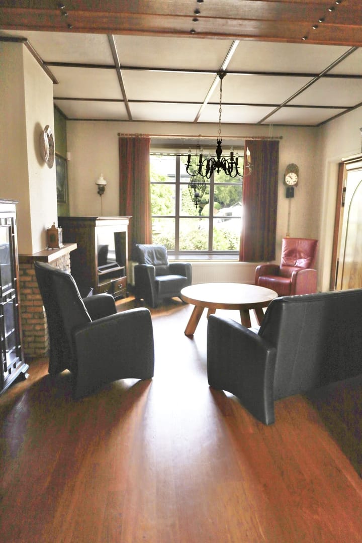 Foto 16 van Damstraat 96