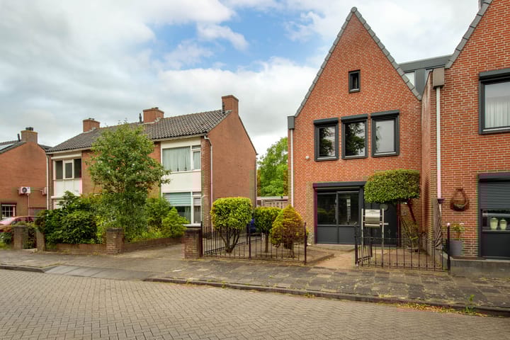 Foto 26 van Bachlaan 2-B