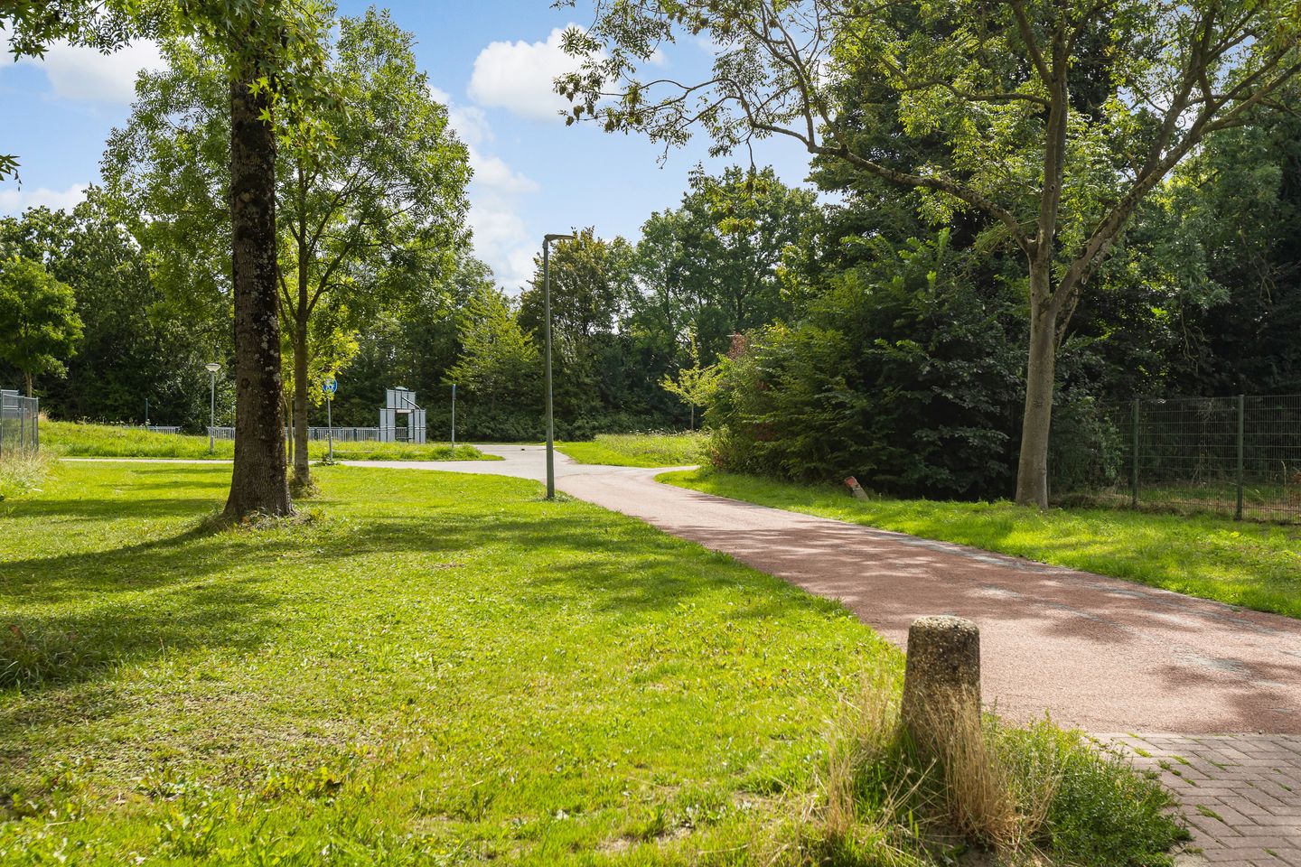 Foto 35 van Van Hallstraat 19