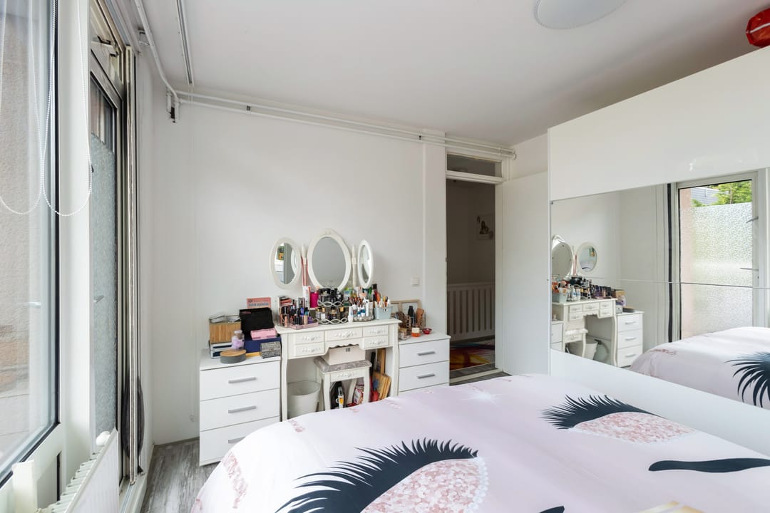 Foto 16 van Van Hallstraat 19