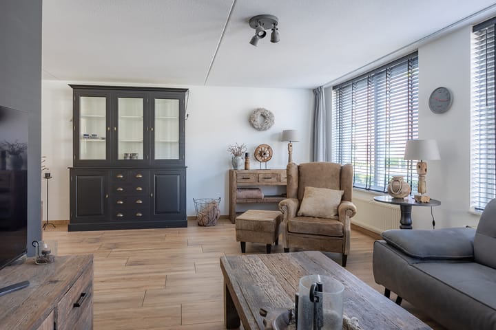 Foto 2 van Knikeind 16